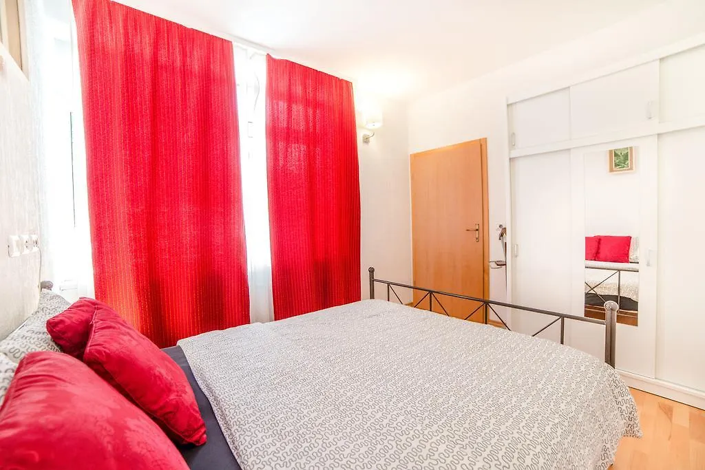 Apartments Daria Rovinj 0*,
